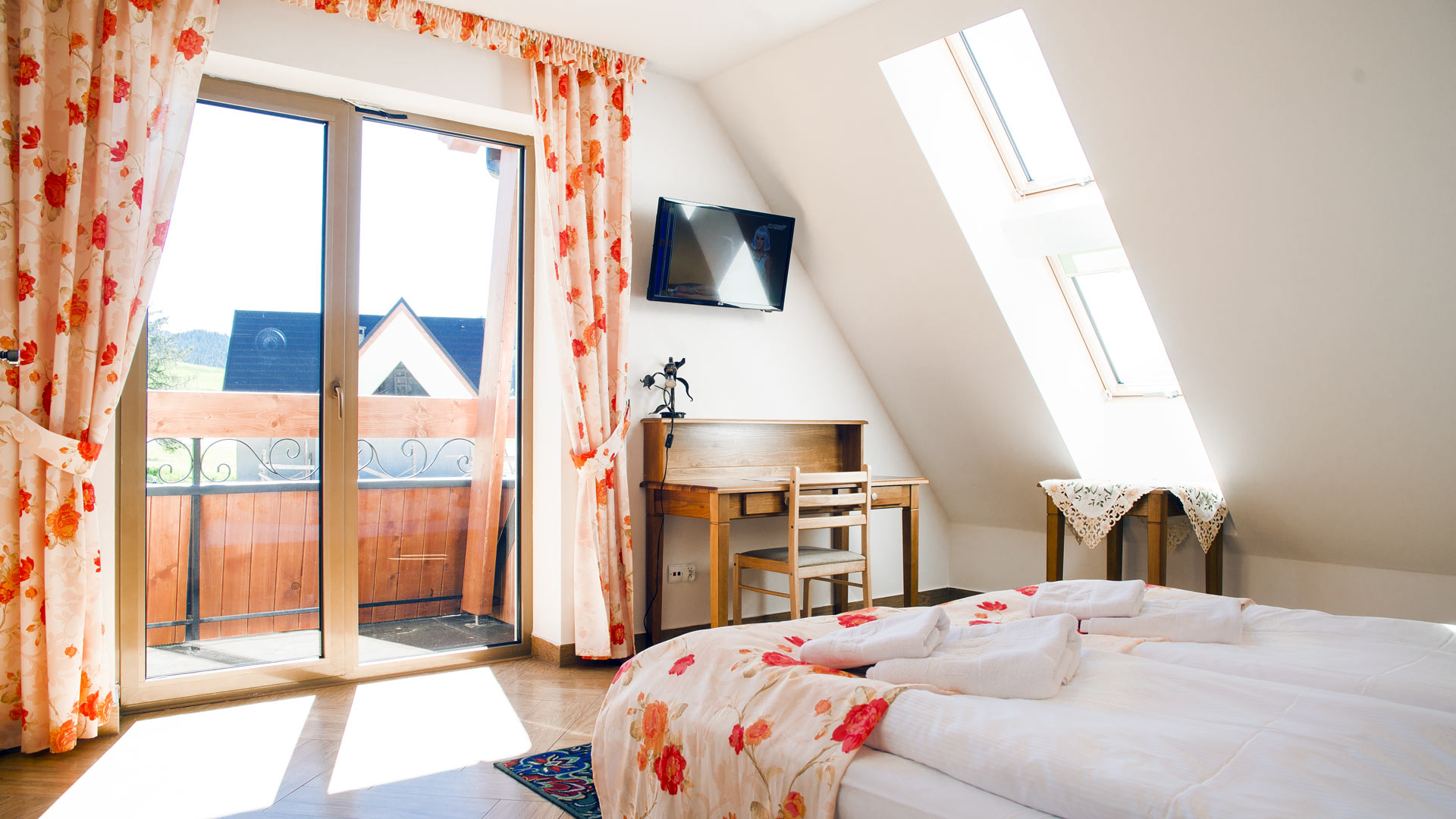 MONTENERO Гатэль курорт СПА тэрмальныя крыніцы горы Татры адпачынак у Польшчы